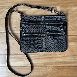 Coach Signature Canvas Crossbody Bag